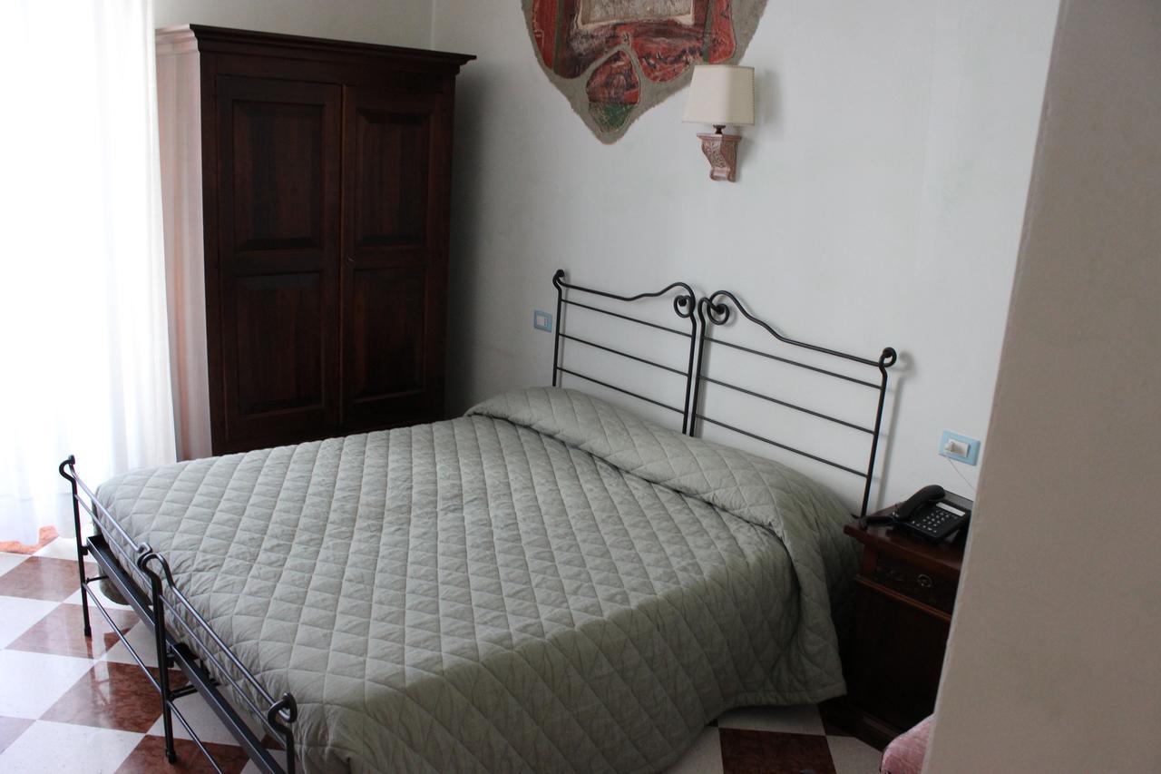 Villa Cosilinum Падула Екстериор снимка