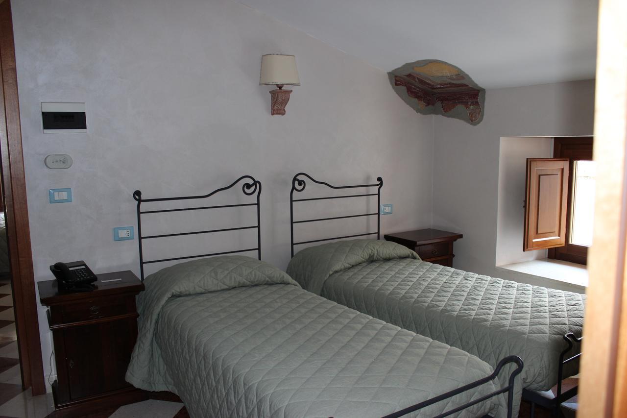 Villa Cosilinum Падула Екстериор снимка